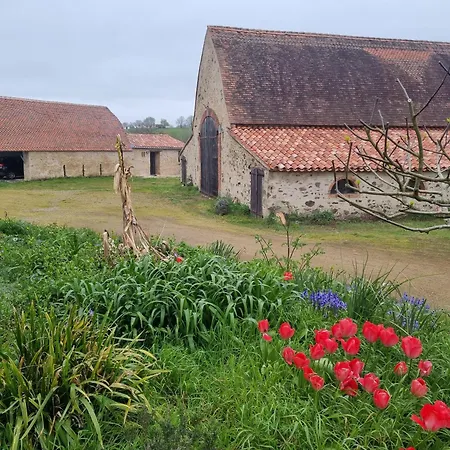 Maison d'hôtes Atypique 85 La Forestrie