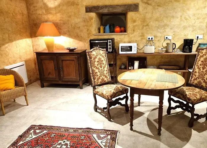 Chambre D'Hote La Forestrie 3*